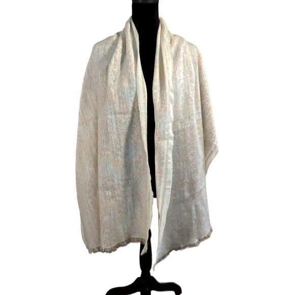Gap Fringed Raw Edge Holiday Cozy Scarf in Ivory Frost Evening Wrap Shawl - Picture 3 of 14